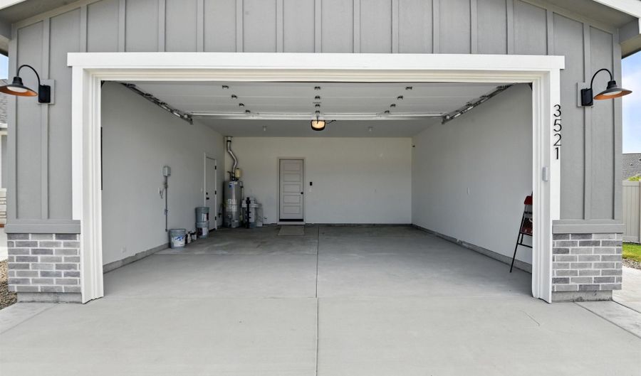3521 S El Rio, Boise, ID 83709 - 3 Beds, 3 Bath