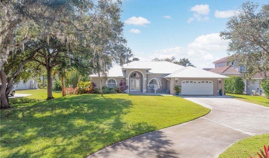 14200 Duke Hwy, Alva, FL 33920 - 3 Beds, 2 Bath