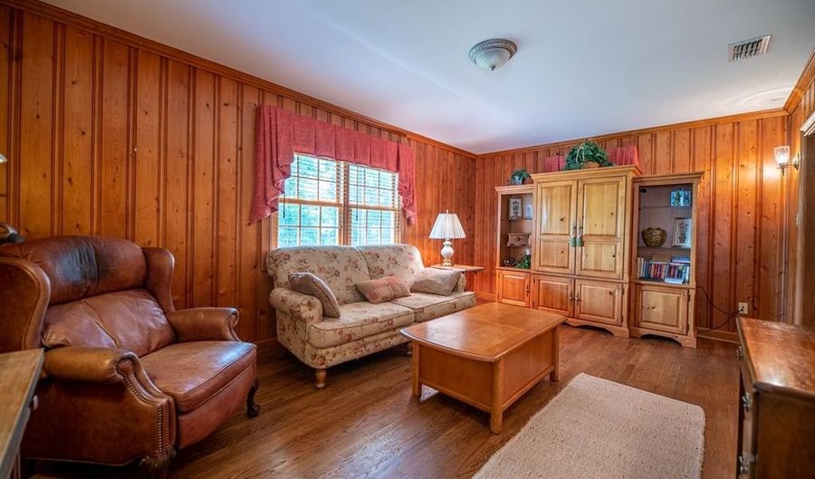 2718 Vada Rd, Bainbridge, GA 39817 - 3 Beds, 2 Bath
