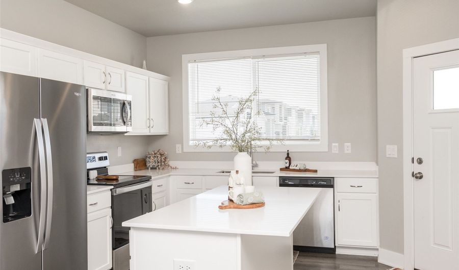 3901 NE 6th St, Ankeny, IA 50021 - 3 Beds, 3 Bath