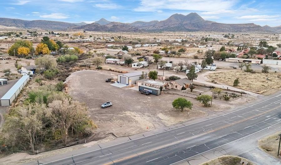 2202 W Hwy 90, Alpine, TX 79830 - 3 Beds, 2 Bath