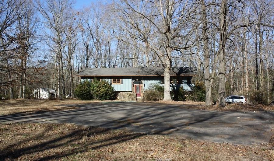 113 Shagbark Dr, Batesville, MS 38606 - 3 Beds, 4 Bath