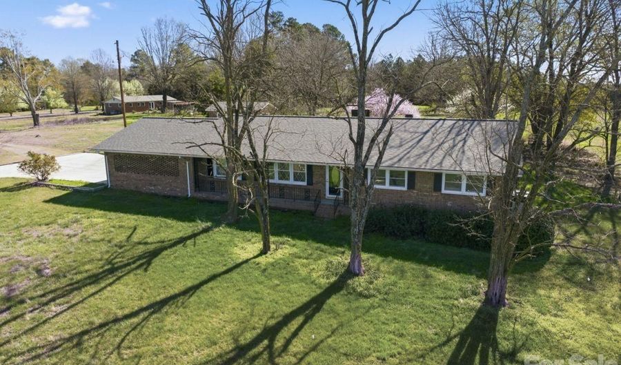 20402 Norton Rd, Albemarle, NC 28001 - 3 Beds, 2 Bath