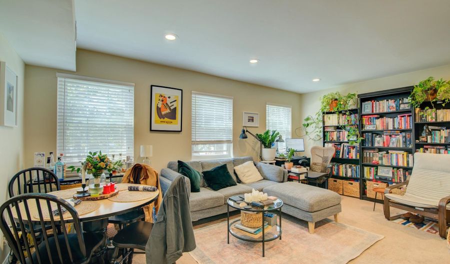 2100 N SCOTT St 103, Arlington, VA 22209 - 1 Beds, 1 Bath