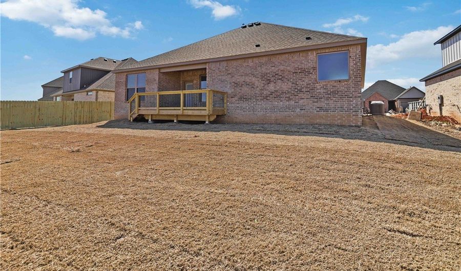 7014 Orange Ave, Bentonville, AR 72713 - 4 Beds, 2 Bath