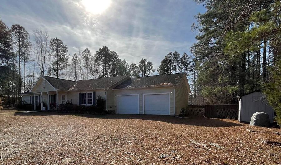 471 Autry St, Batesburg Leesville, SC 29006 - 3 Beds, 2 Bath