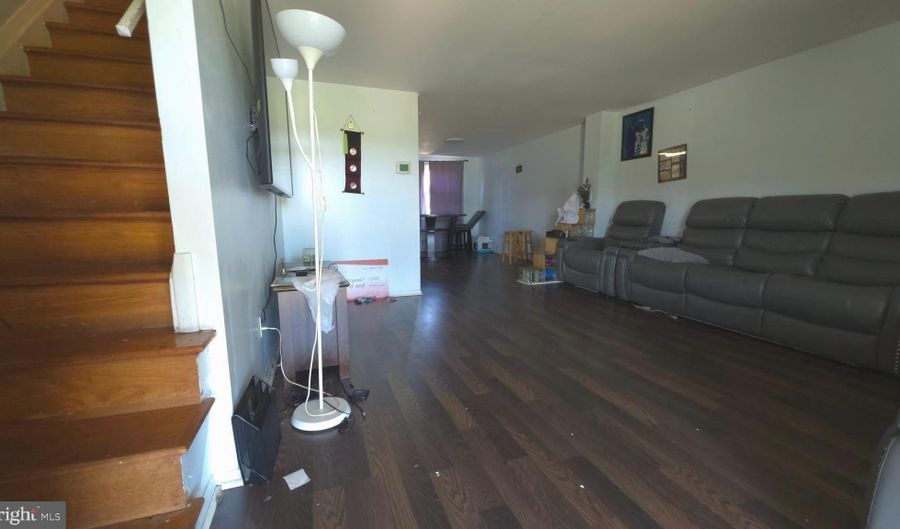 942 MIDDLEBOROUGH Rd, Baltimore, MD 21221 - 3 Beds, 2 Bath