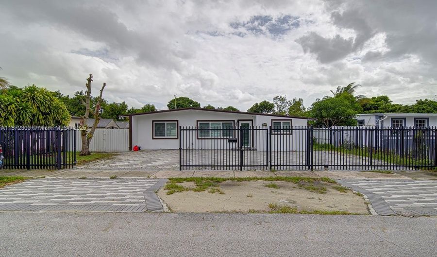 1070 NW 132nd St, North Miami, FL 33168 - 4 Beds, 3 Bath