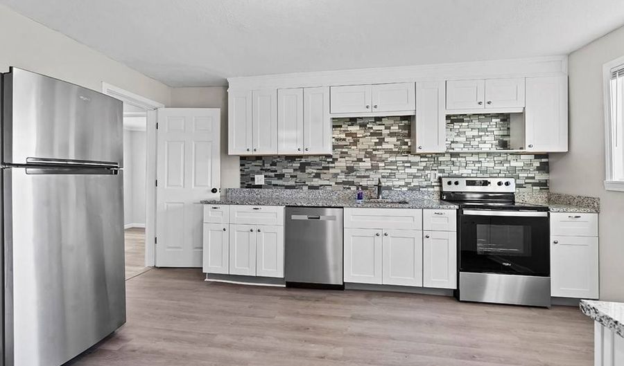 306 E Savannah St, Calhoun Falls, SC 29628 - 2 Beds, 1 Bath