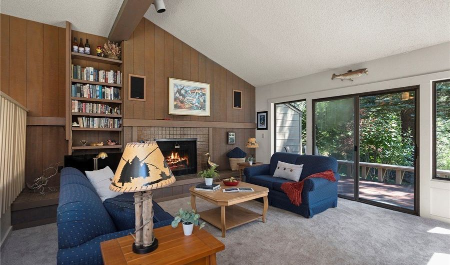 954 Fairway Blvd 4, Incline Village, NV 89451 - 4 Beds, 3 Bath