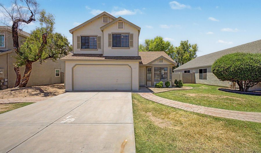 5051 W MERCURY Way, Chandler, AZ 85226 - 3 Beds, 2 Bath