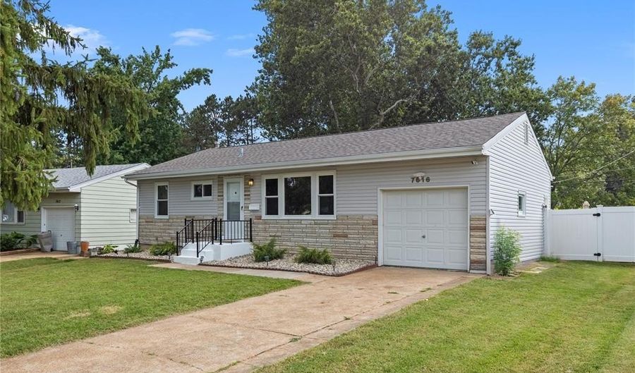 7616 Cheshire Ln, Affton, MO 63123 - 3 Beds, 1 Bath