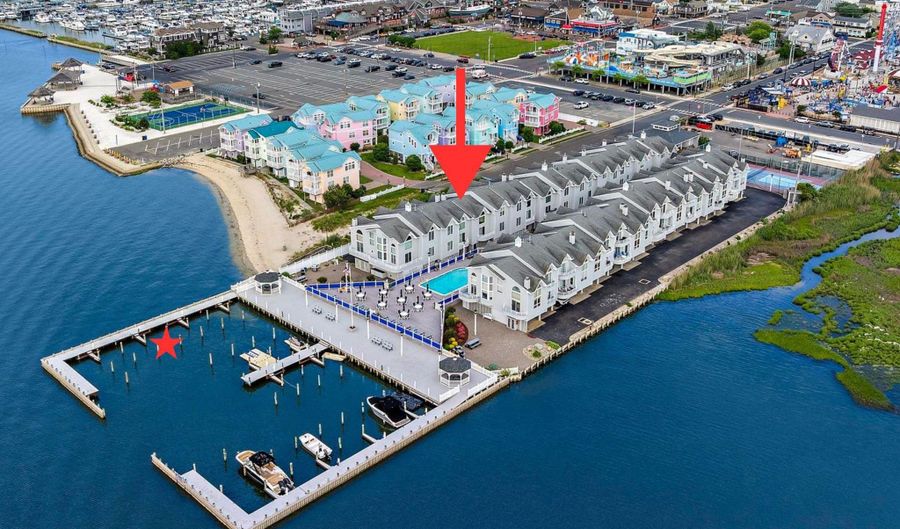 420 EIGHTH 7N, Beach Haven, NJ 08008 - 4 Beds, 2 Bath