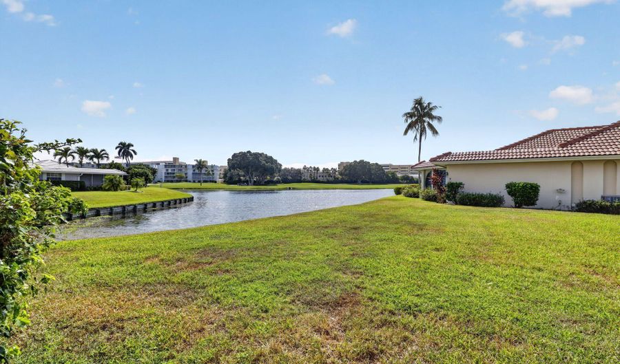 213 Rio Vista Cir, Atlantis, FL 33462 - 2 Beds, 2 Bath