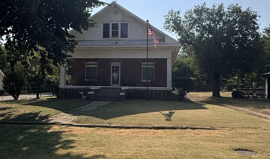 211 N Plum, Argonia, KS 67004 - 3 Beds, 2 Bath