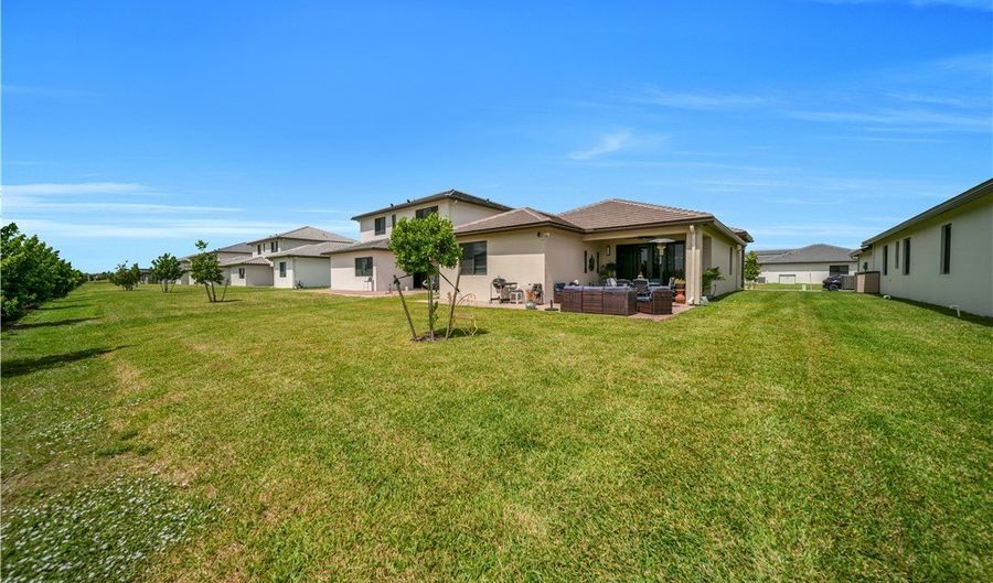 5272 Nevola Ave, Ave Maria, FL 34142 - 3 Beds, 3 Bath