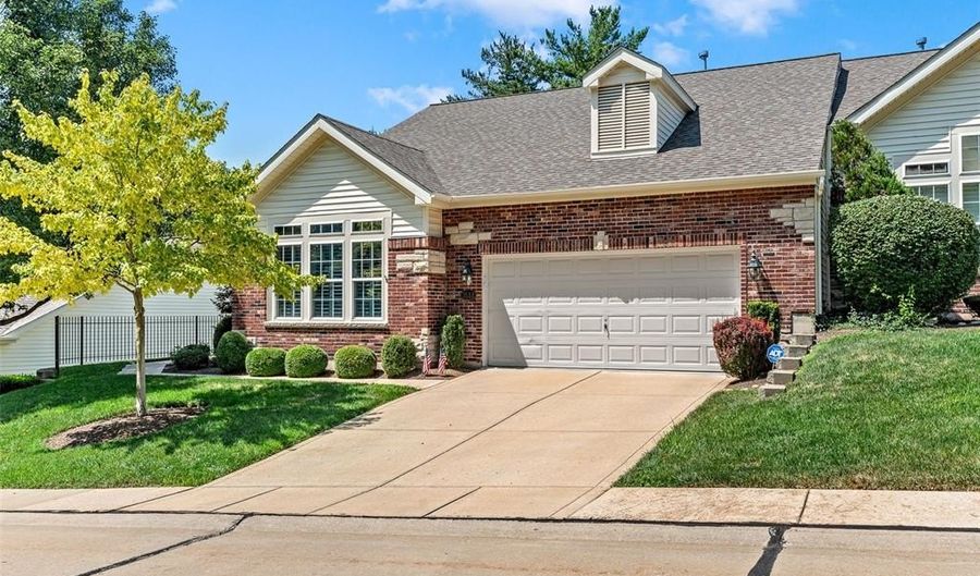 1533 Dietrich Place Ct, Ballwin, MO 63021 - 2 Beds, 3 Bath