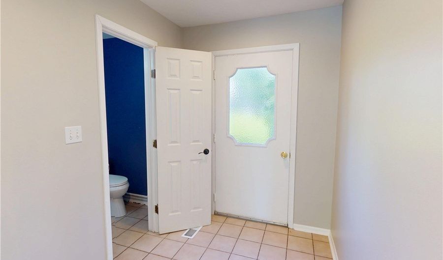 824 S Chillicothe Rd 14, Aurora, OH 44202 - 3 Beds, 2 Bath