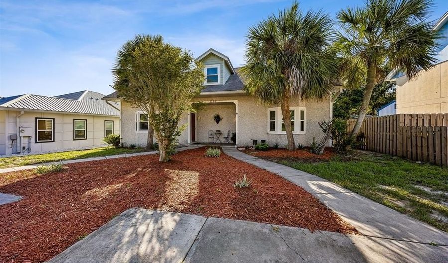 2734 B OCEAN Dr, Amelia Island, FL 32034 - 3 Beds, 2 Bath