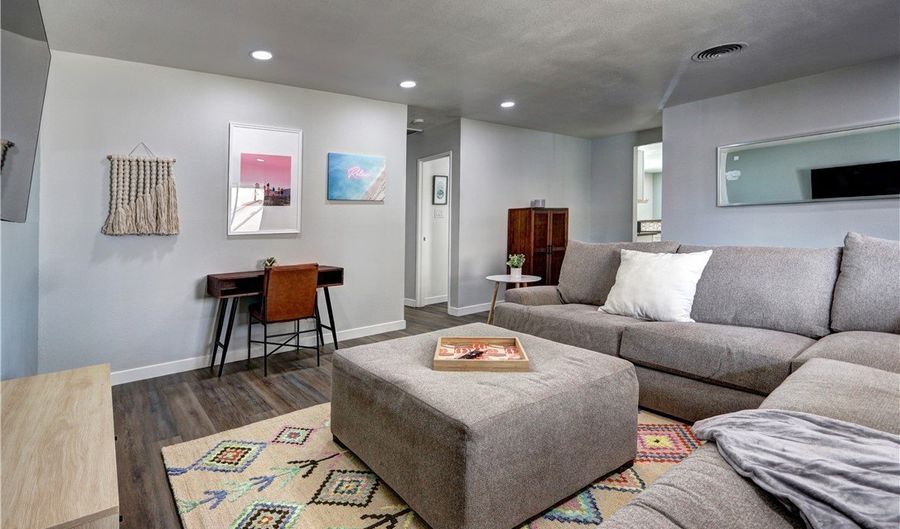 305 Ramsey St, Las Vegas, NV 89107 - 3 Beds, 2 Bath
