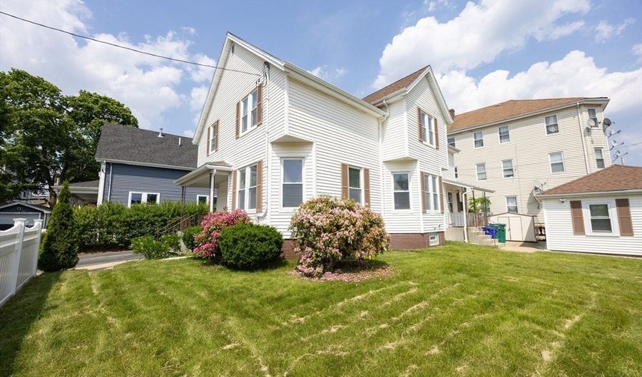 2 James St, Attleboro, MA 02703 - 5 Beds, 2 Bath