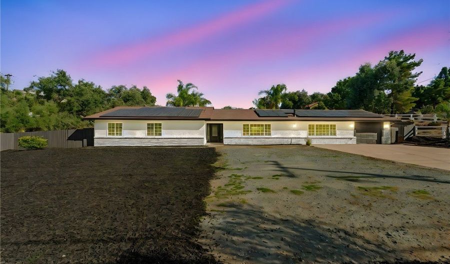 2060 S Grade Rd, Alpine, CA 91901 - 5 Beds, 3 Bath