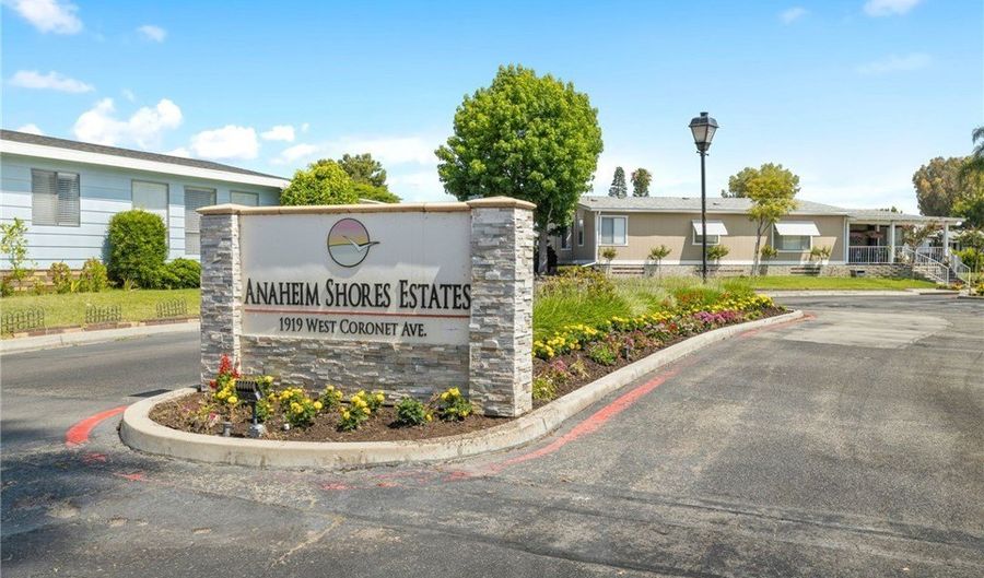 1919 W Coronet Ave 224, Anaheim, CA 92801 - 2 Beds, 2 Bath