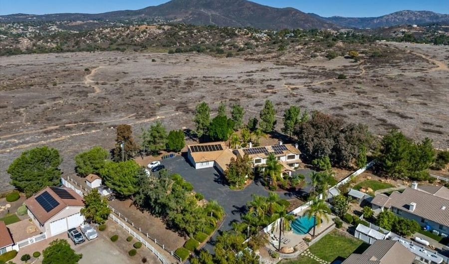 2412 Deland Dr, Alpine, CA 91901 - 4 Beds, 4 Bath