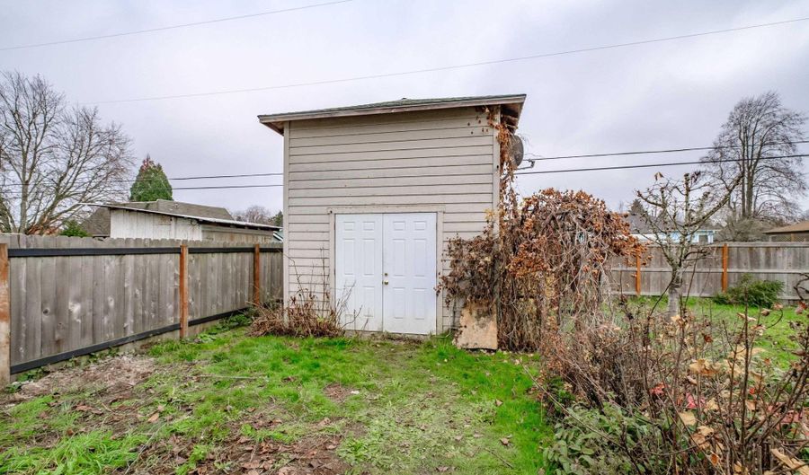 1305 Shortridge St SE, Albany, OR 97322 - 3 Beds, 1 Bath