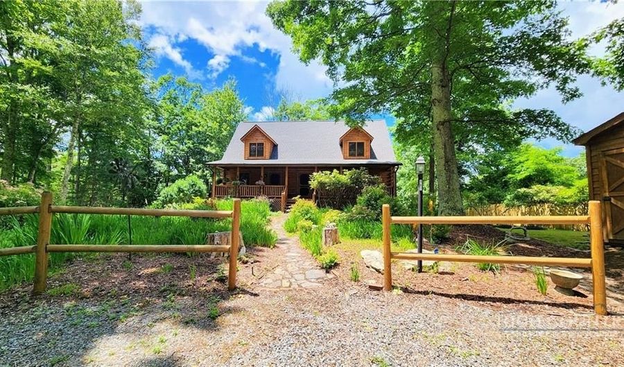 487 Klonteska Dr, Banner Elk, NC 28604 - 4 Beds, 4 Bath