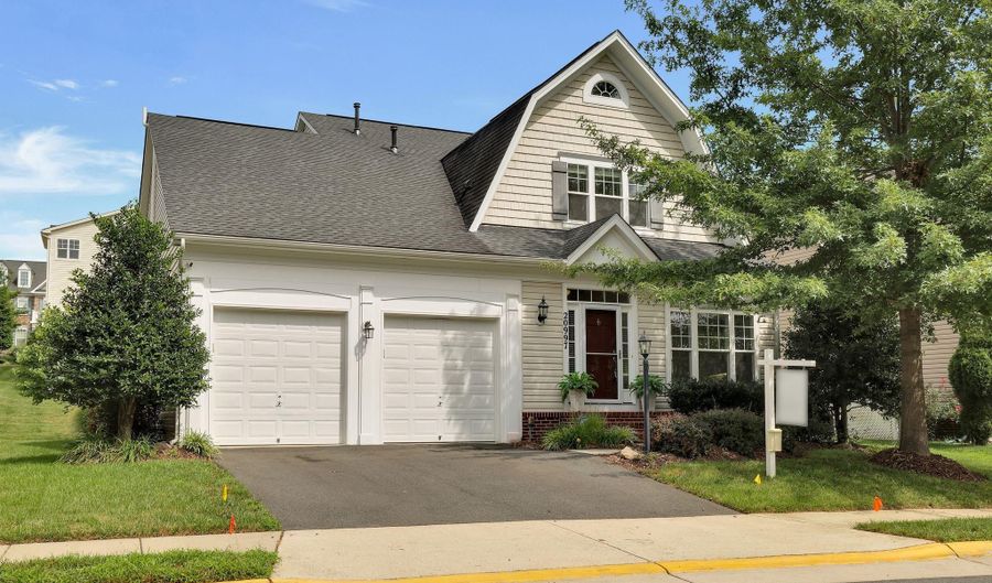 20997 POTOMAC TRAIL Cir, Ashburn, VA 20148 - 4 Beds, 5 Bath