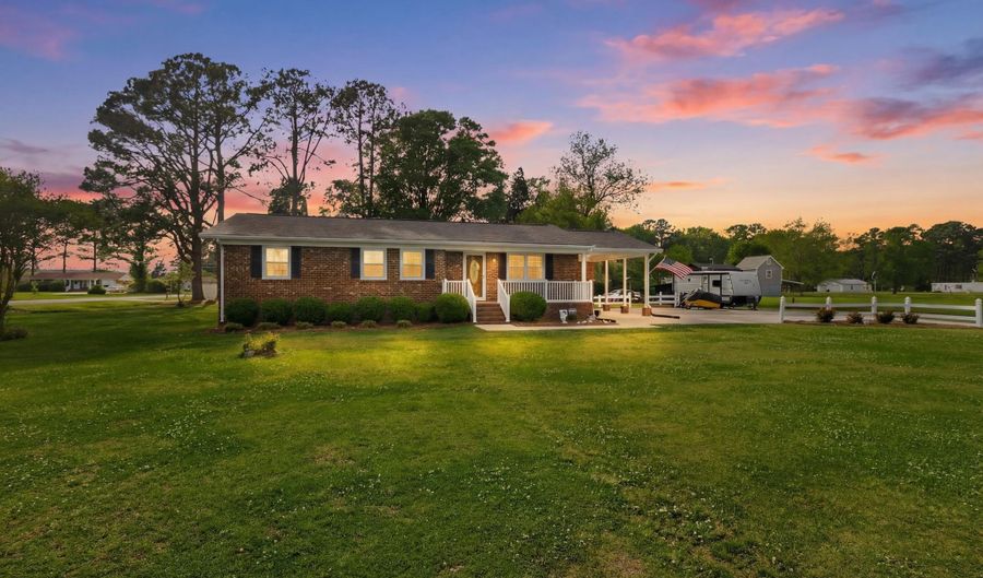 288 S 5th St, Aurora, NC 27806 - 3 Beds, 1 Bath