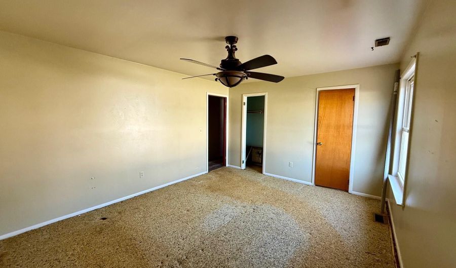 1137 Pacific Ave, Beachwood, NJ 08722 - 3 Beds, 1 Bath