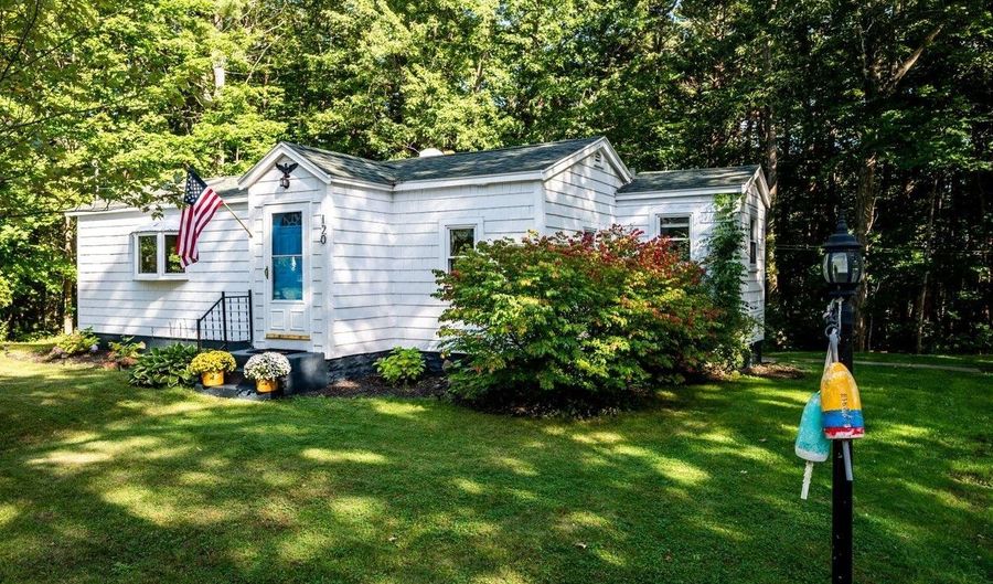 120 Brave Boat Harbor Rd, Kittery, ME 03905 - 2 Beds, 1 Bath