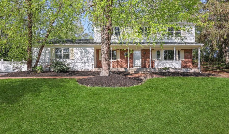 2338 Ramshorn Dr, Allenwood, NJ 08720 - 4 Beds, 3 Bath