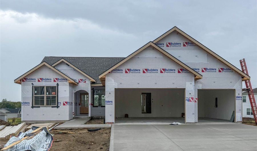 606 Ellis Cir, Adel, IA 50003 - 4 Beds, 3 Bath