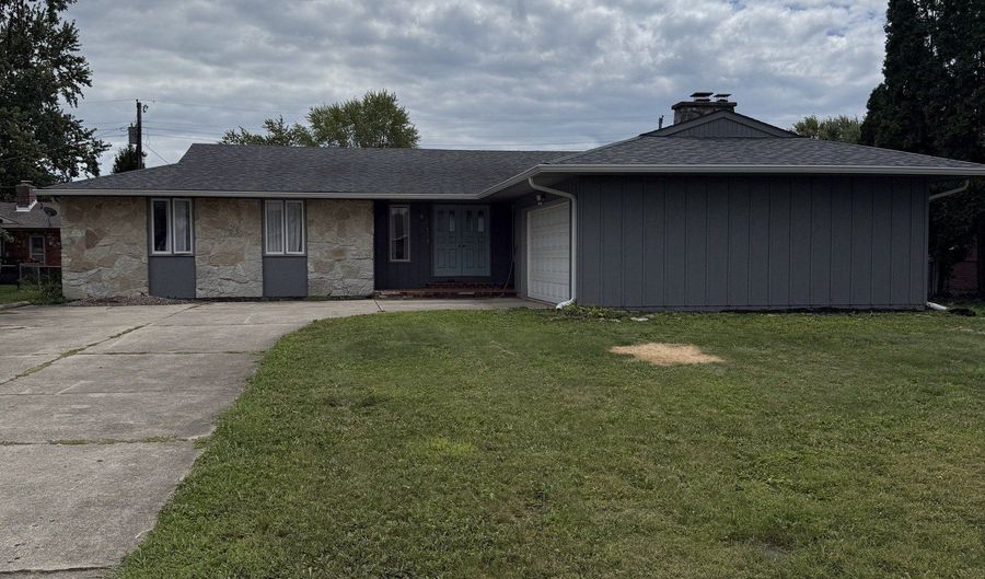 713 Rustic Rd, Anderson, IN 46013 - 3 Beds, 2 Bath