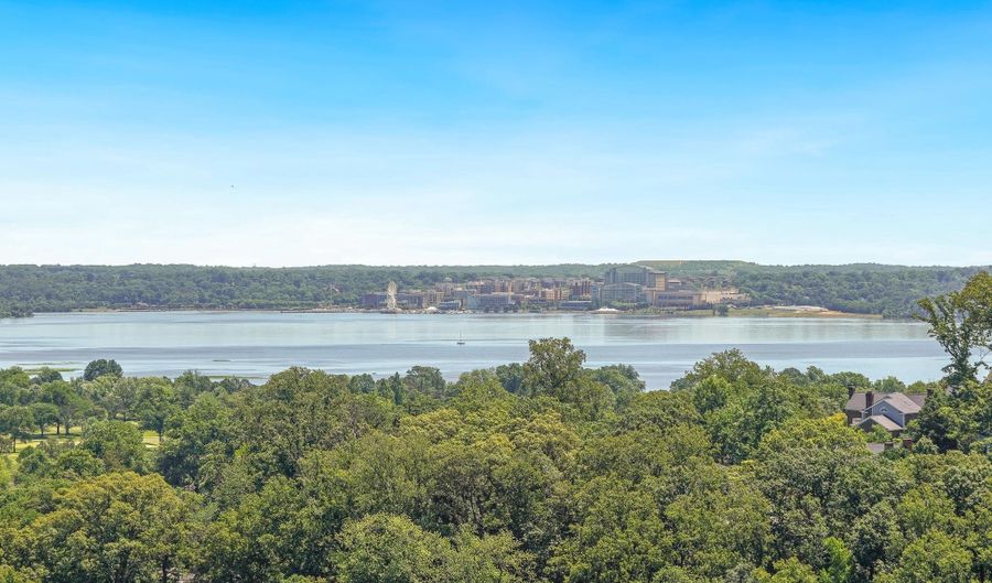 5904 MOUNT EAGLE Dr 1214, Alexandria, VA 22303 - 2 Beds, 2 Bath