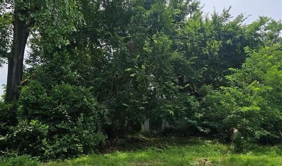 706 Spruce St, Teague, TX 75860 - 0 Beds, 0 Bath