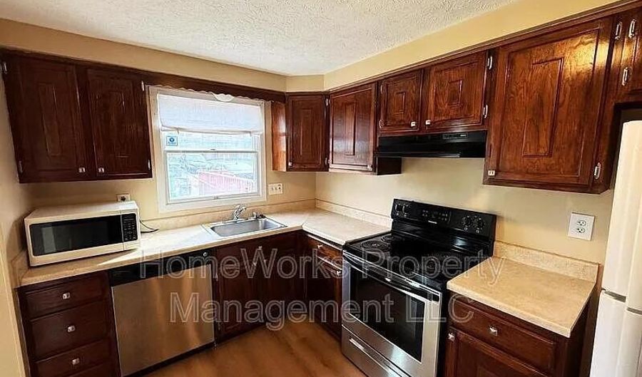 2517 S PACA St, Baltimore, MD 21230 - 3 Beds, 2 Bath