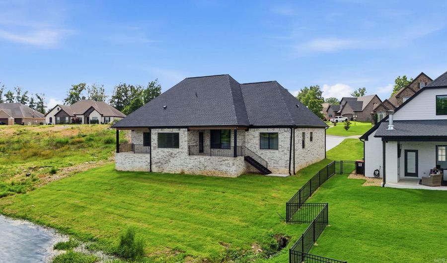 7648 S Shoreline Blvd, Benton, AR 72019 - 4 Beds, 3 Bath