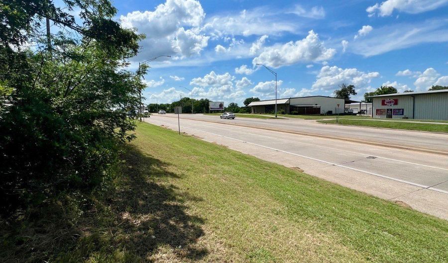 1111 Prairie Valley Rd, Ardmore, OK 73401 - 0 Beds, 0 Bath