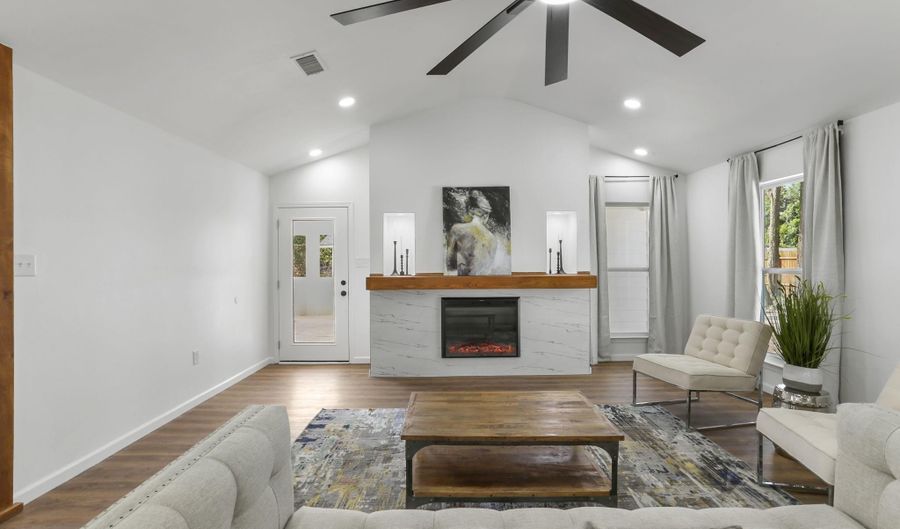 13734 Buckley Ave, Baton Rouge, LA 70816 - 4 Beds, 3 Bath