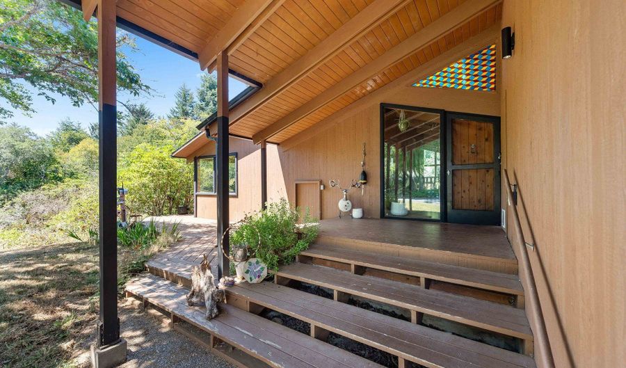 705 OHIO Ave NE, Bandon, OR 97411 - 4 Beds, 3 Bath