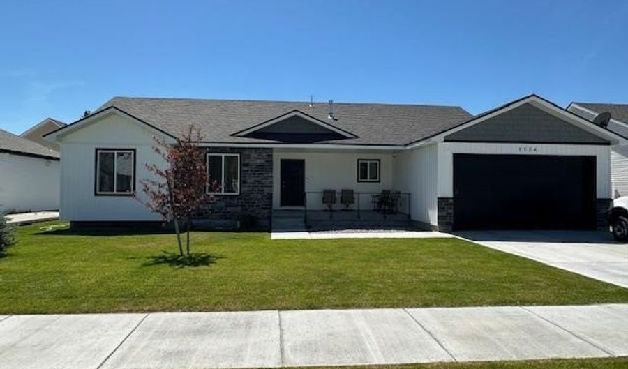 1334 Harris Loop, Blackfoot, ID 83221 - 3 Beds, 2 Bath