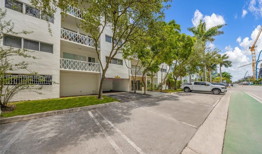 10001 W Bay Harbor Dr 404, Bay Harbor Islands, FL 33154 - 1 Beds, 1 Bath