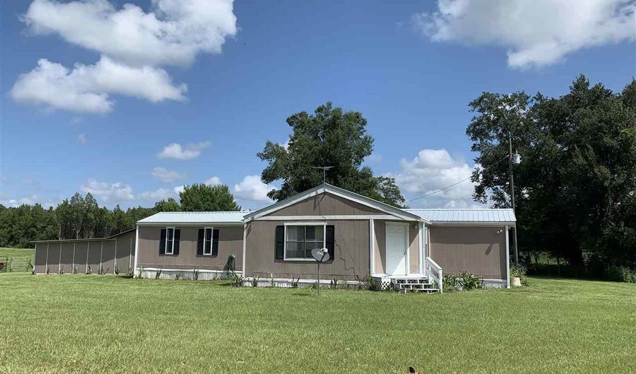 17251 NW County Road 339, Trenton, FL 32693 - 2 Beds, 2 Bath