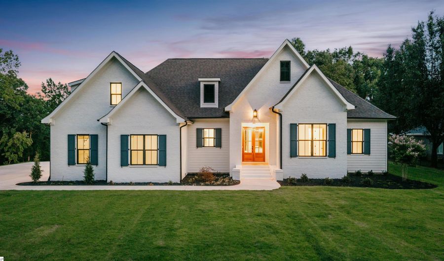 107 Andrea Pointe, Anderson, SC 29625 - 4 Beds, 5 Bath