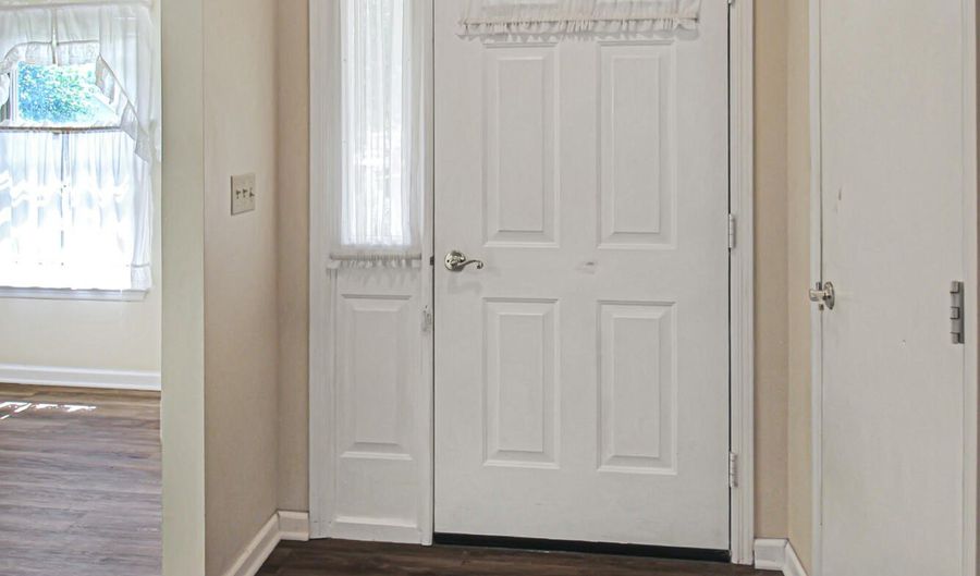 2 Morning Glory Ln, Whiting, NJ 08759 - 2 Beds, 2 Bath