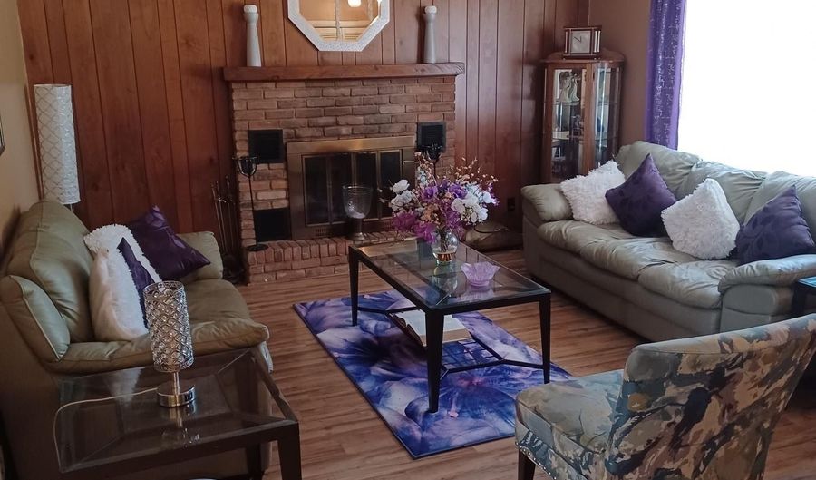2255 Fairview, Adrian, MI 49221 - 4 Beds, 3 Bath